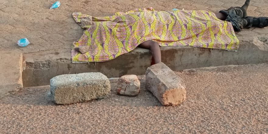 Gedo stoned to death